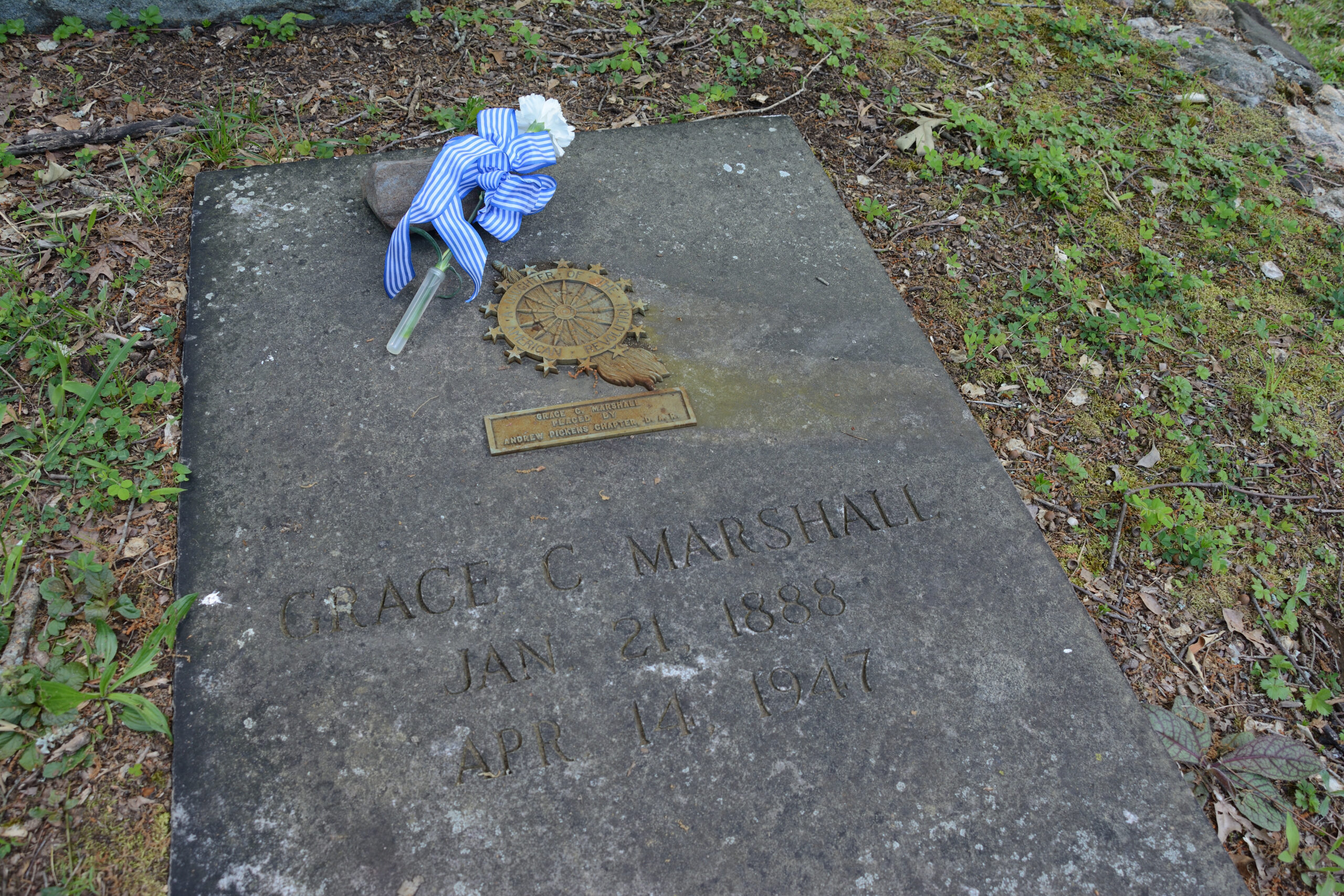 Mrs. Grace C. Marshall's grave